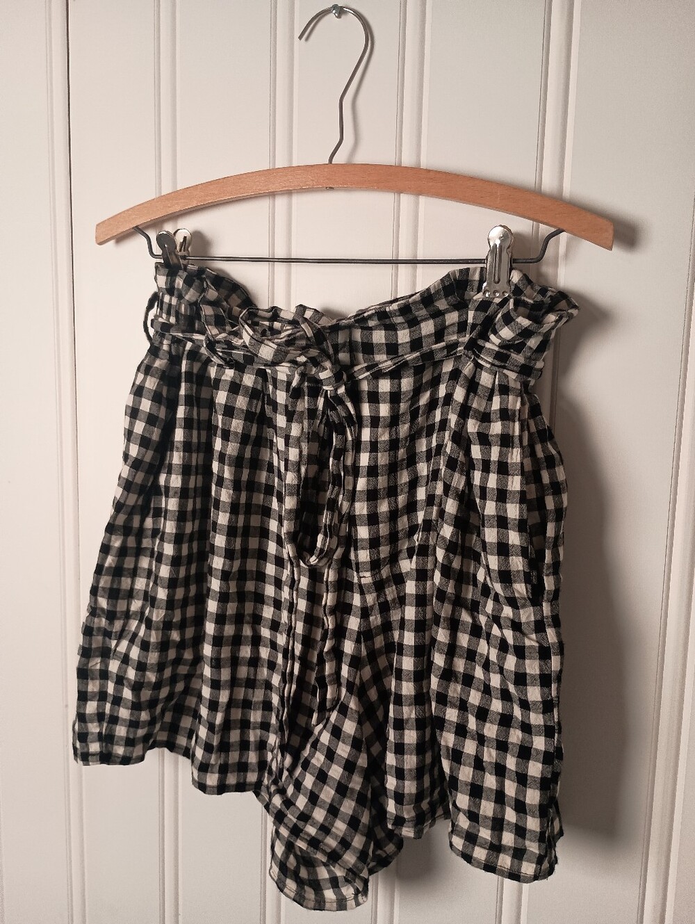 Anthropologie- Black and White Gingham Paperbag Waist Skirt- Size M